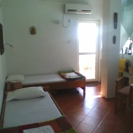 Odessa Guest house *